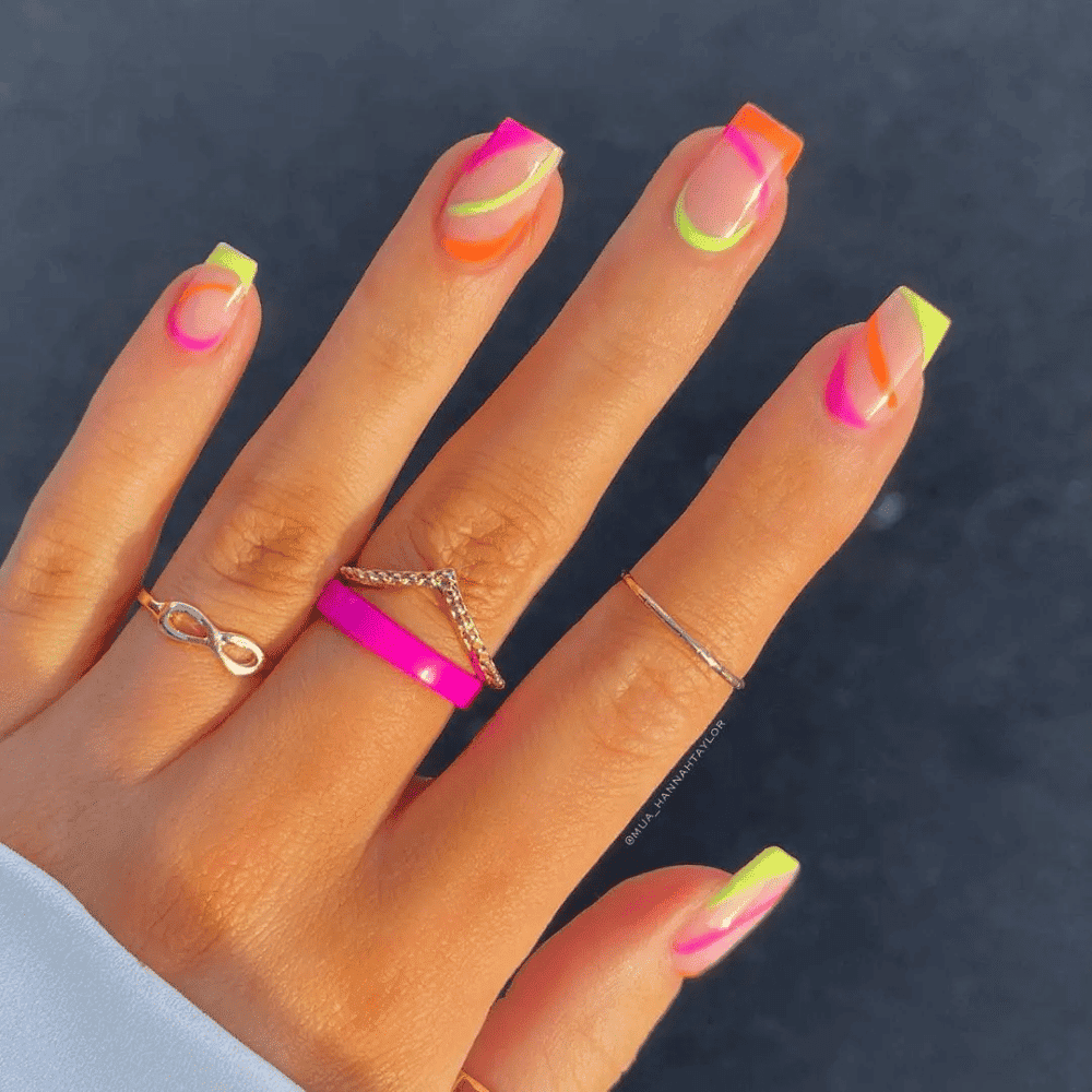 14 Bright Summer Nails To Try 2022 The Mag Wecasa